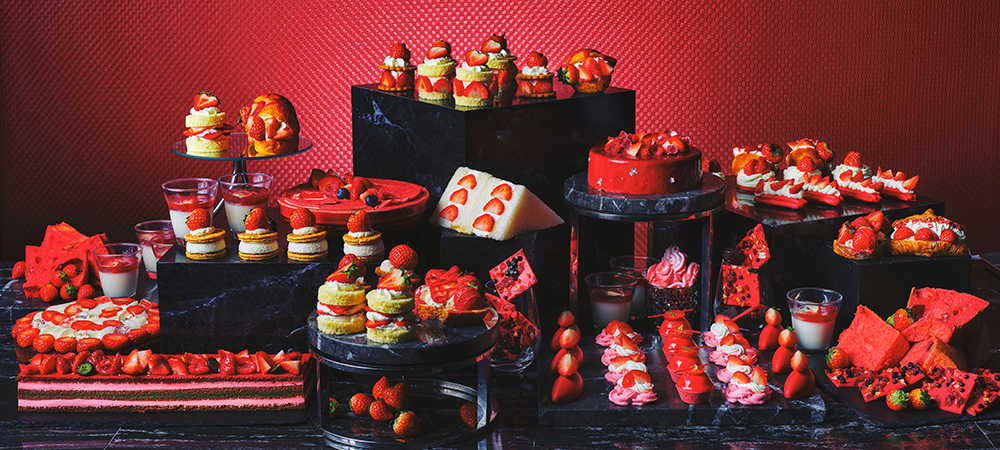 「The Elegant Red（ジ・エレガント レッド）」ストロベリースイーツビュッフェ